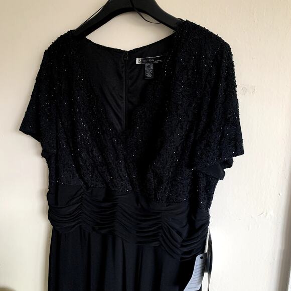 JS Boutique Black Beaded Lace Cocktail Formal Evening Dress Size 20 W Stretch - Picture 13 of 14